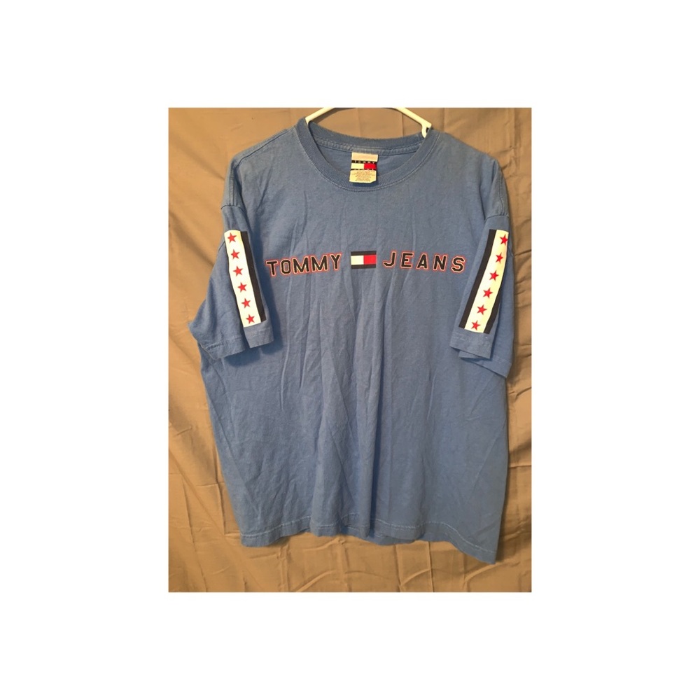 Vintage Tommy jeans graphic tee